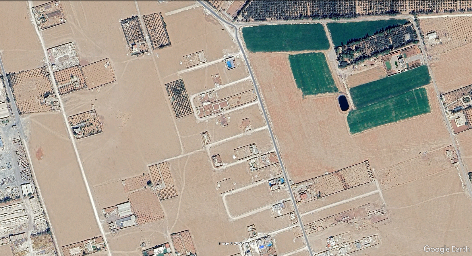 أرض 502 متر مربع بموقع مميز في زويزا منطقة الشاليهات - عمّان