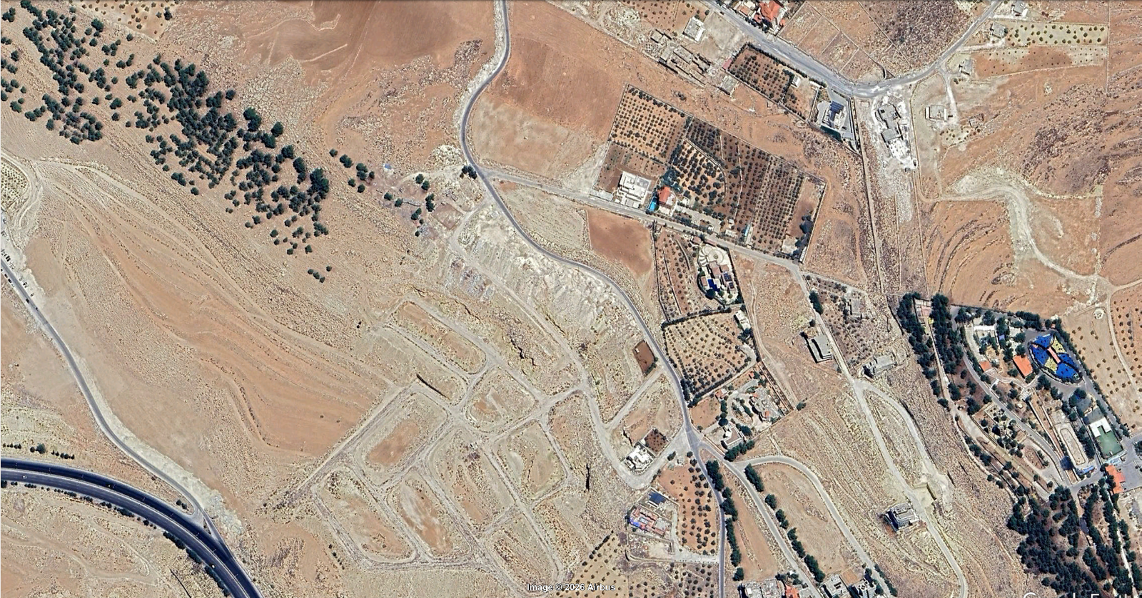 قطعة ارض سكنيه 500 متر موبص / ارض نقابة اطباء الاسنان